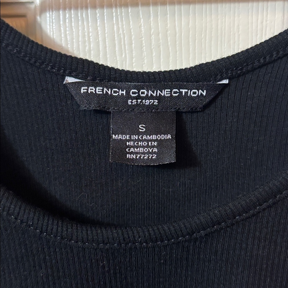 French Connection Black Ribbed Top - Picture 3 of 6